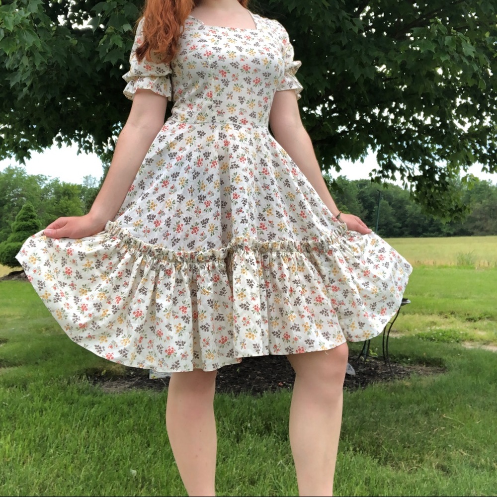 HANDMADE Vintage White Ruffle with Floral Dress!🤩